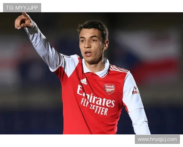 伊利亚·扎巴尔尼在英超赛季中表现稳健，助力球队持续提升竞争力